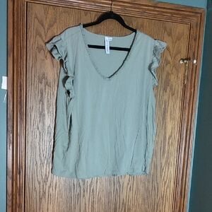 Women's Grace & Karma V Neck Pullover Top